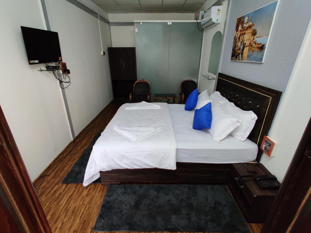 Regina'S Place Otel Mandrem Dış mekan fotoğraf